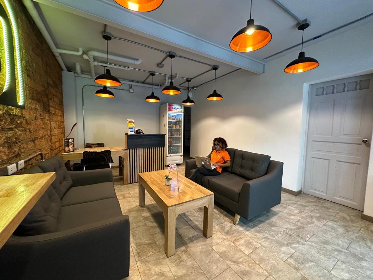 Colinkhouse Hotel Medellín Extérieur photo